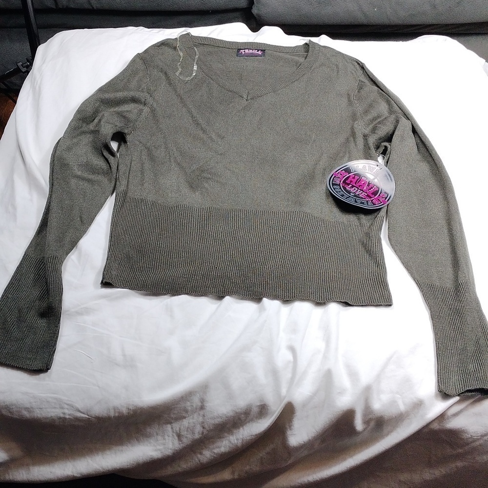 NWT Thrill women's cropped sweater size 3X